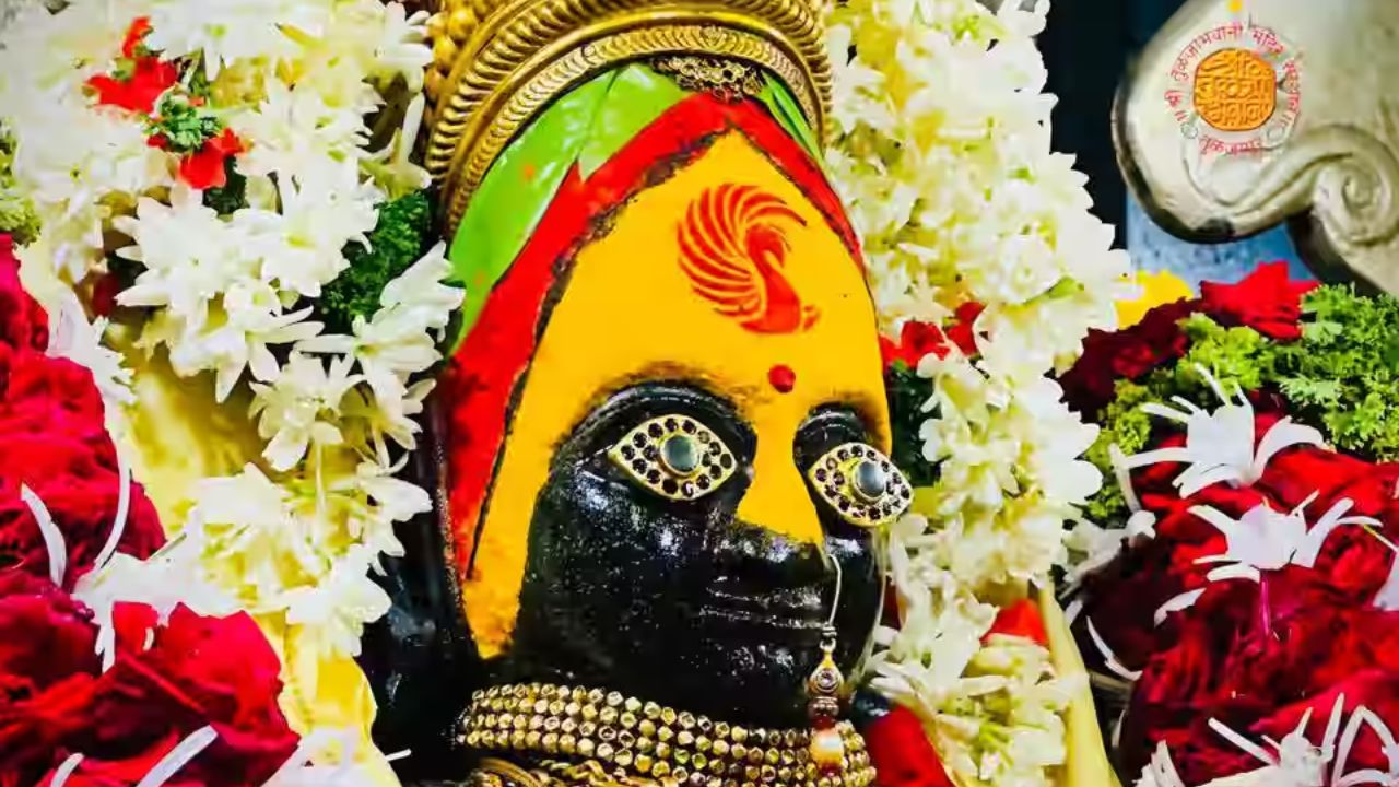 Solapur To Tuljapur Cab